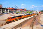 Burlington Northern Santa Fe ES44AC